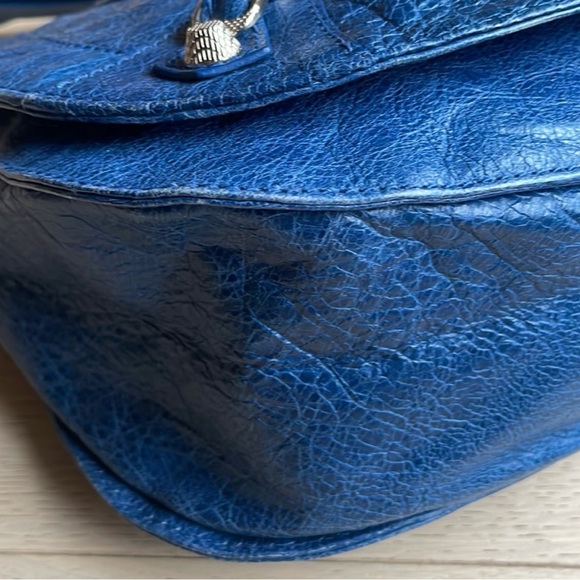 Balenciaga Neo folk Shoulder bag - Picture 13 of 14